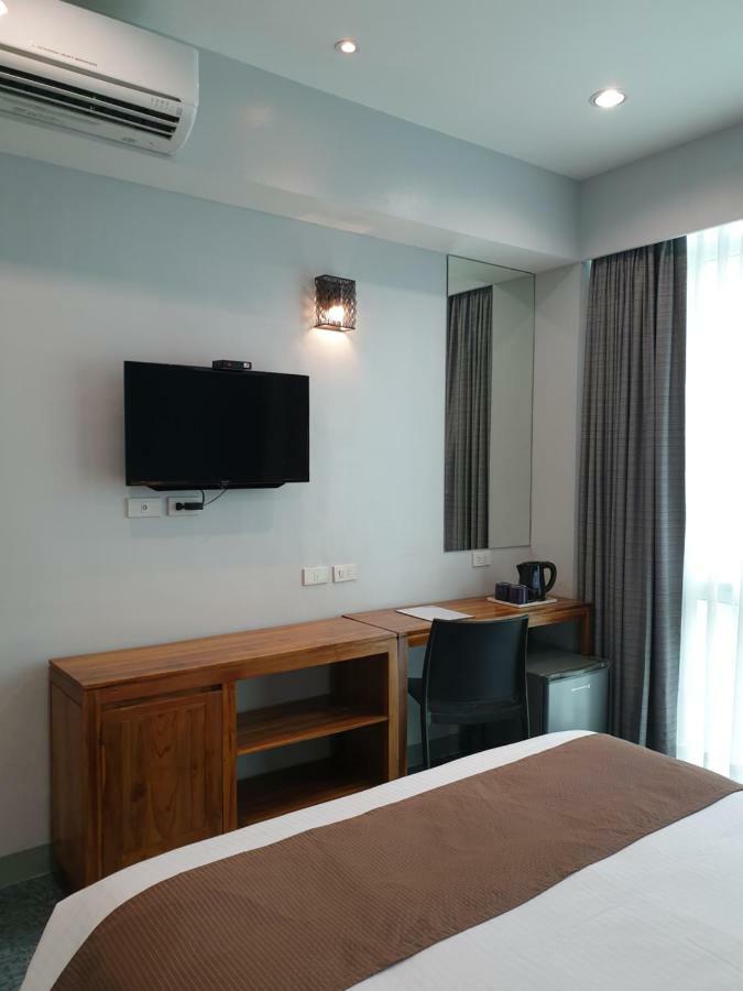 Leez Inn Makati Makati City Exteriér fotografie